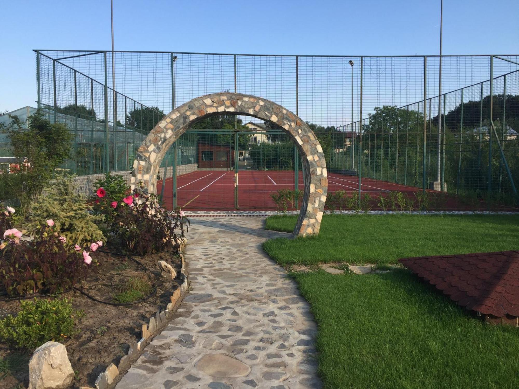 Country Spa Retreat Snagov Exterior photo Tennis Club